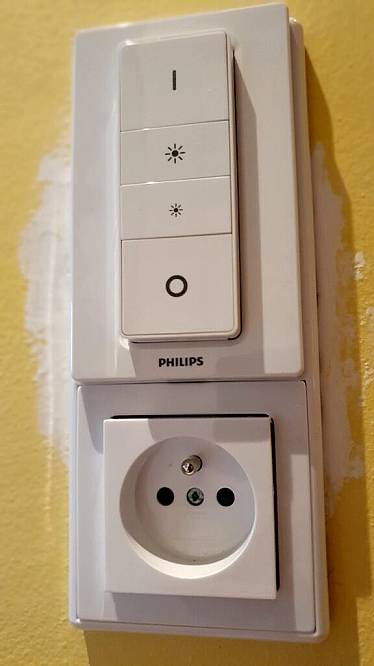 Samotech rámeček pro Hue FimmSwitch a el. 240V zásuvku